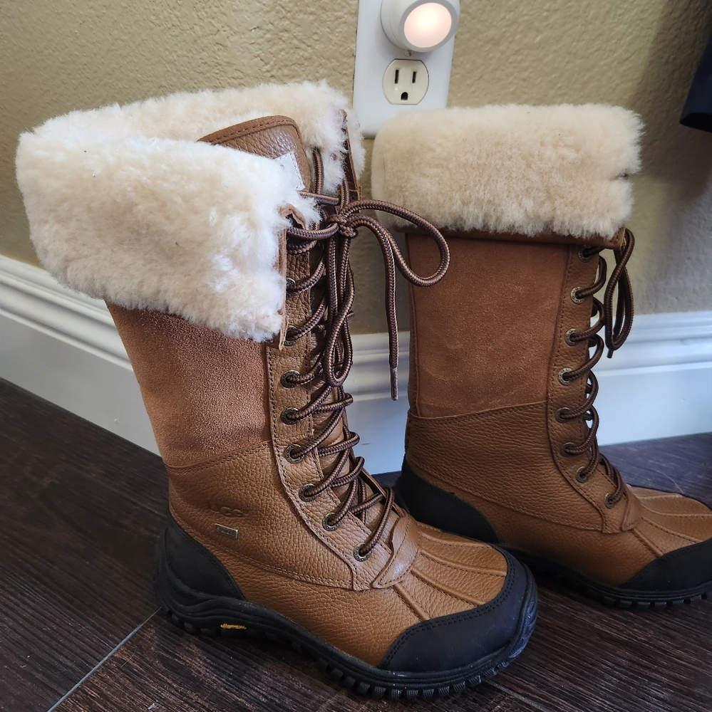 Ugg Women's Adirondack III Boots, Size 5